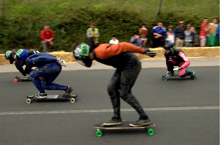 Ride longboard at high speed