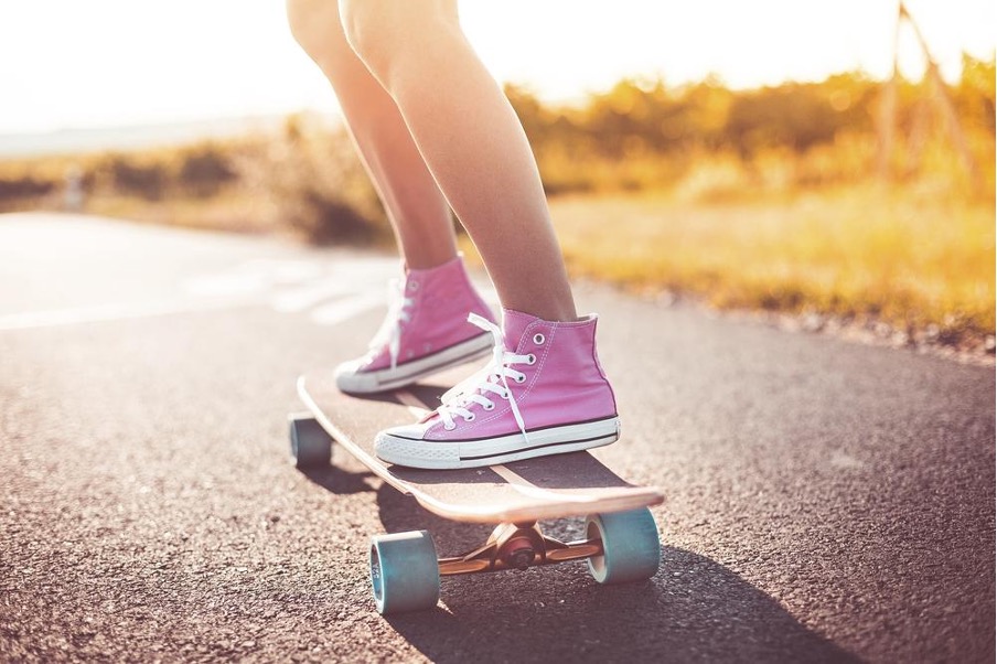 Long-distance longboarding