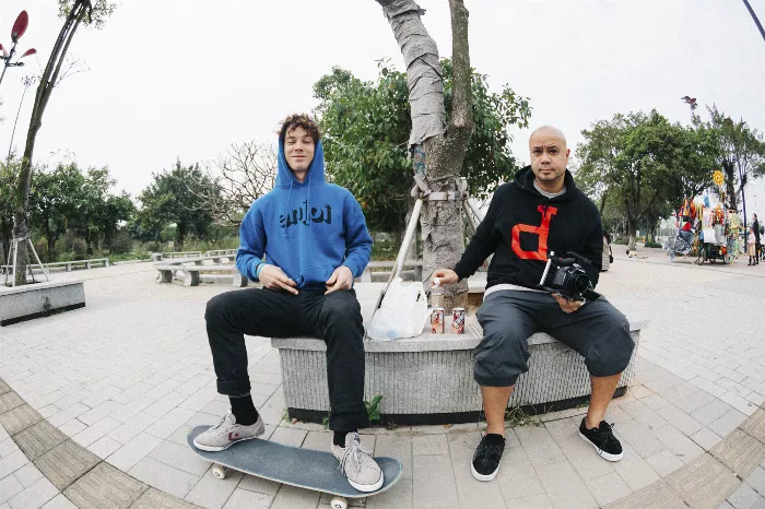 Anthony Claravall in a skate spot