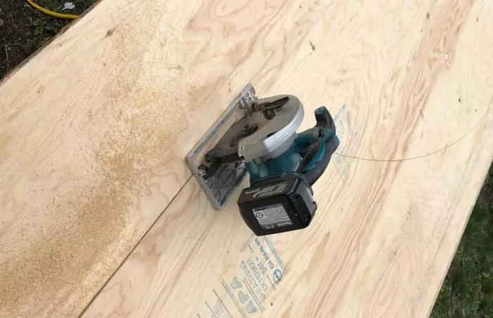 Cut the mini ramp Transitions and Lumber