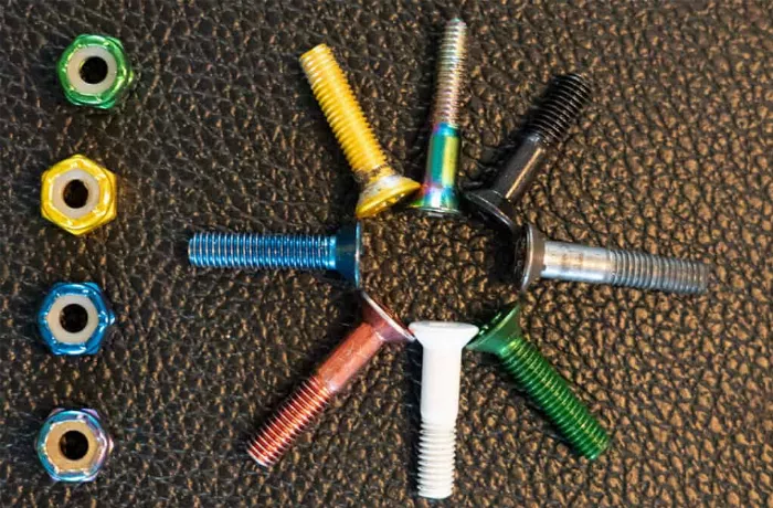 different colors skateboard hardware