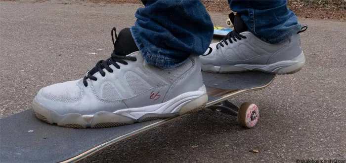 Es Silo Skate shoes on a skateboard