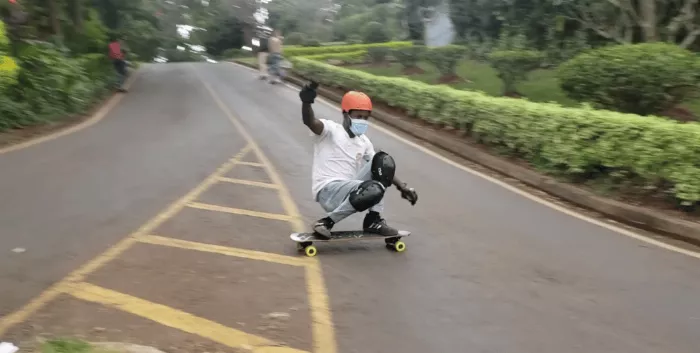 longboard squat slide