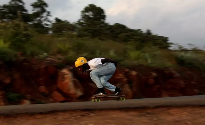 longboarder tucking