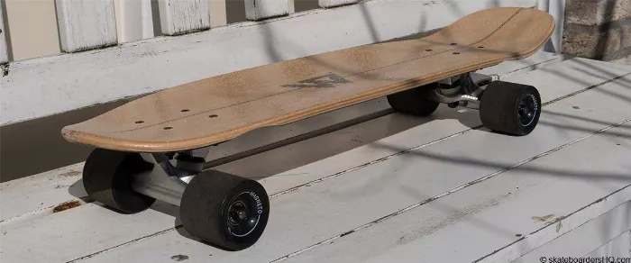 Magneto Mini Cruiser Skateboard