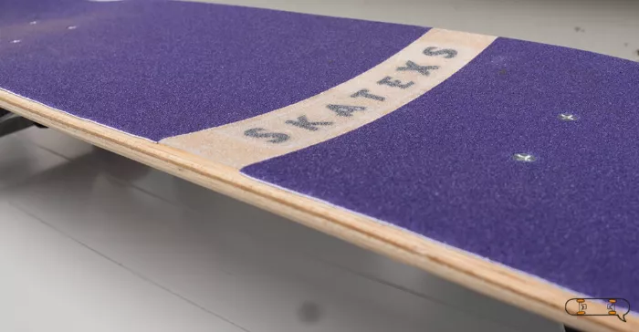 SkateXS skateboard grip tape